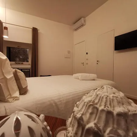 Aracoeli 20 B&B 카사노 델레 무르제